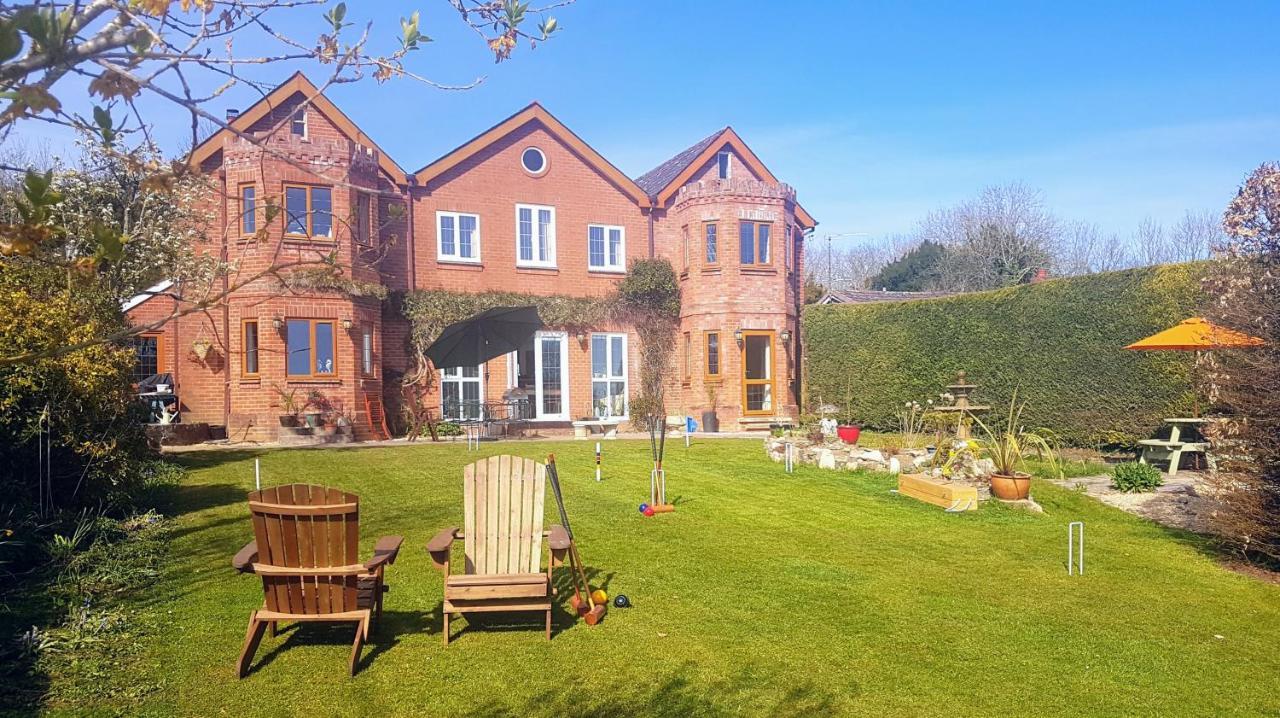 Mandalay Holiday Home Amesbury Exterior photo